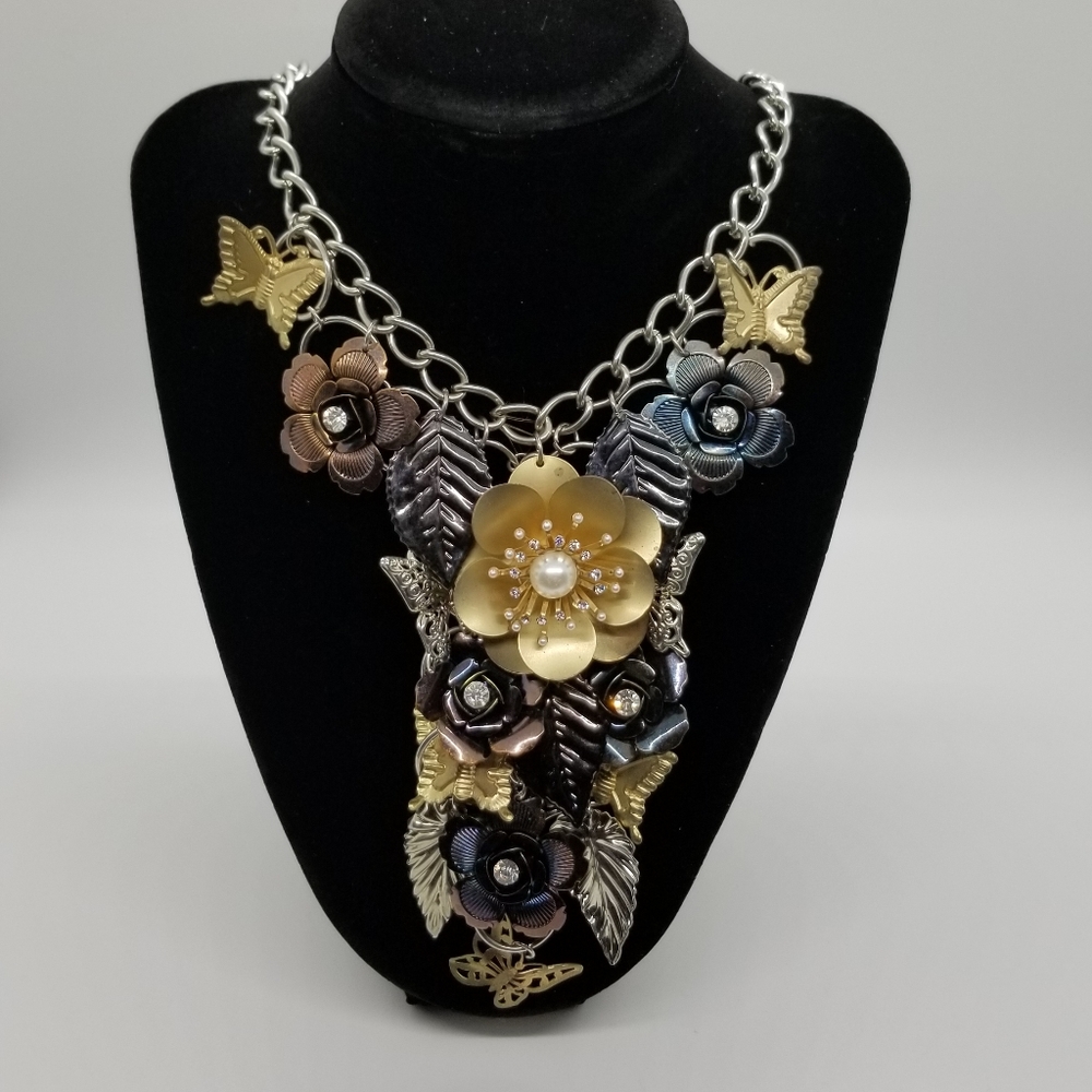 Beautiful butterfly necklace